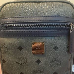 McM crossbody
